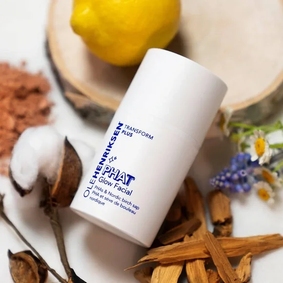 OLEHENRIKSEN PHAT Glow Facial Mask - Picture 2 of 12